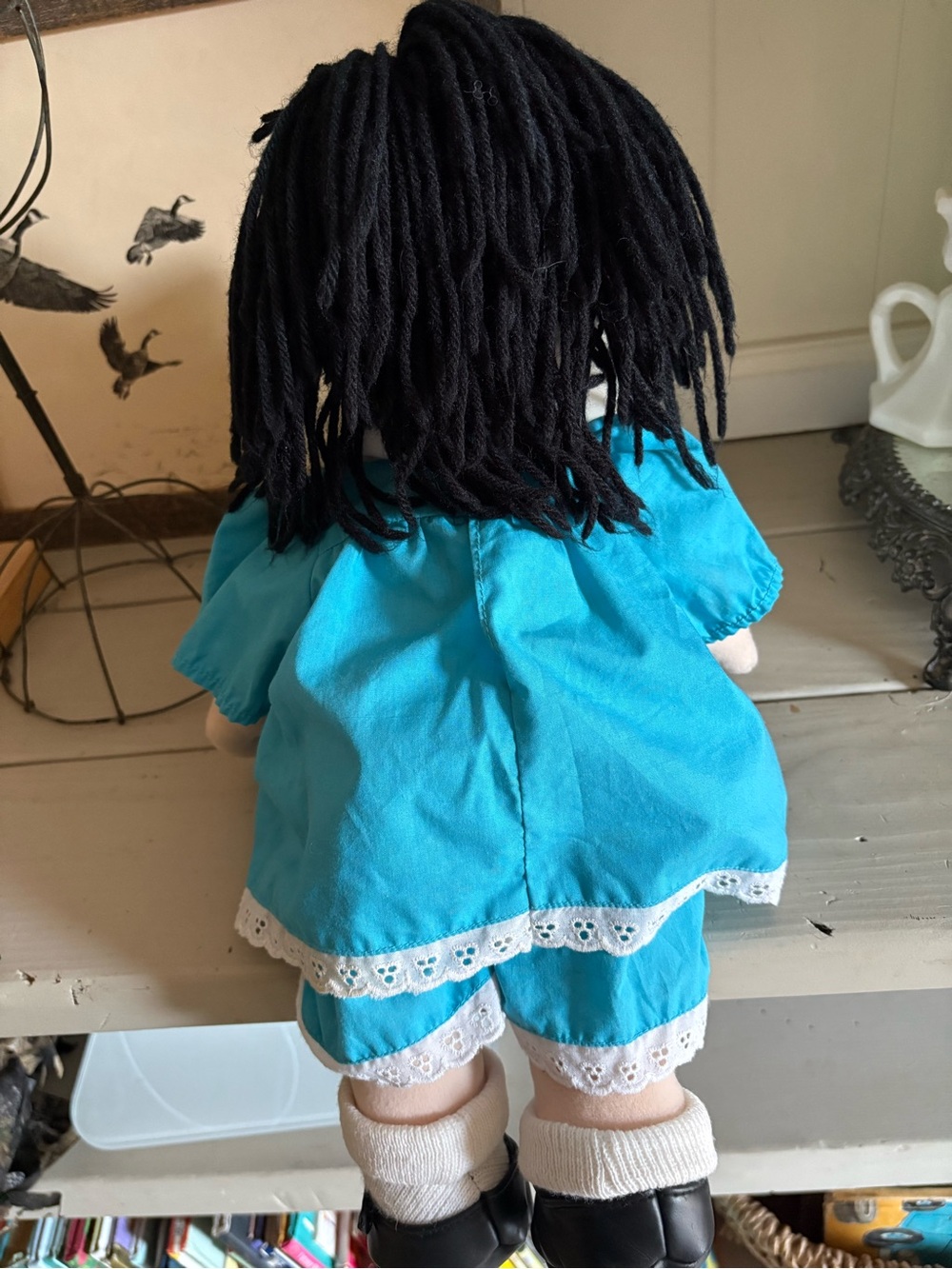 1995 Big Comfy Couch Molly 17in Rag Doll Blue Dress Black Vintage - Picture 4 of 11